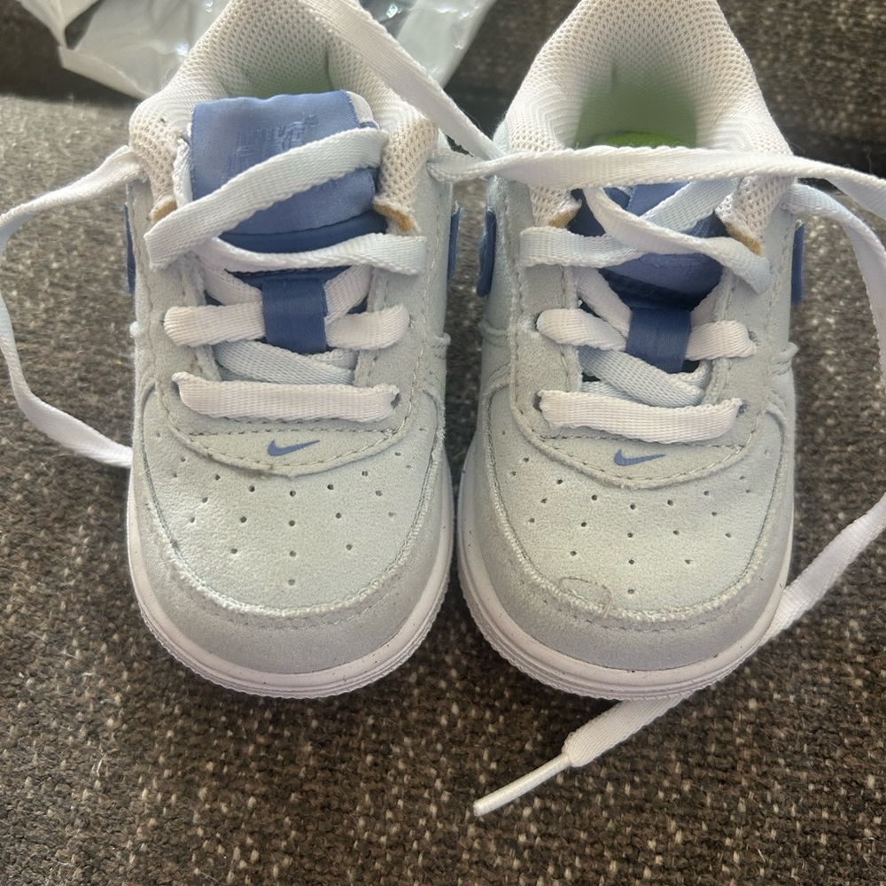 Nike Kids White and Light Blue Sneakers